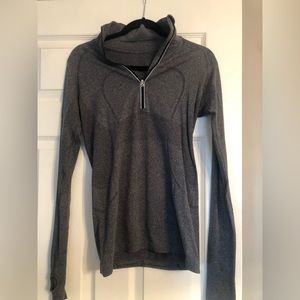 Lululemon Swiftly Half Zip